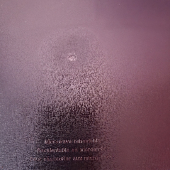 Tupperware Divided Rectangular Vent N Serve Container - Picture 4 of 6